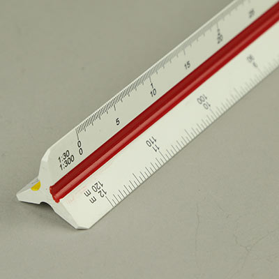 Triangular scale rule