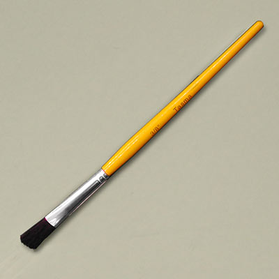 Small dope mop paint brush