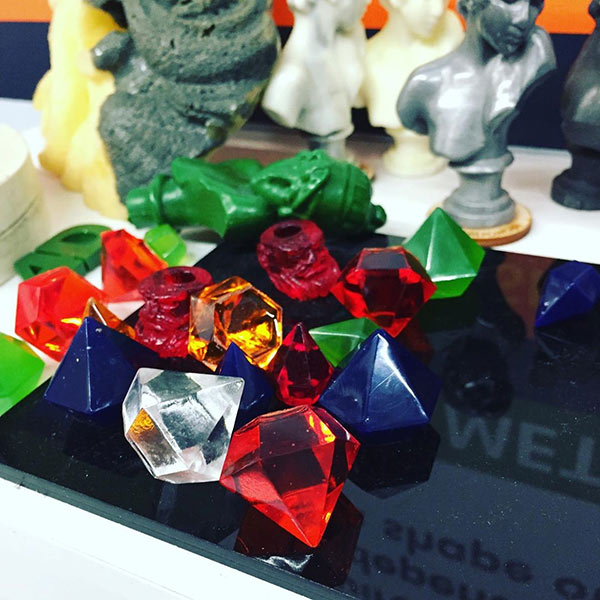 Clear cast pigmented gem stones