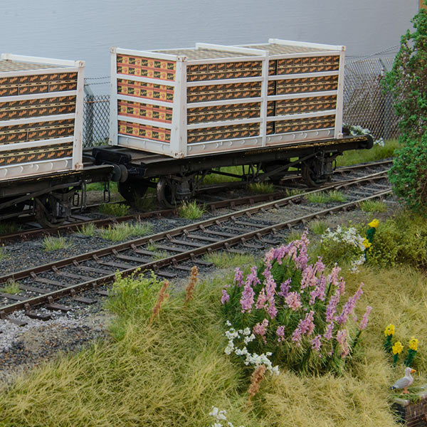 Photo etched fruit wagon by Paul Molyneux-Berry