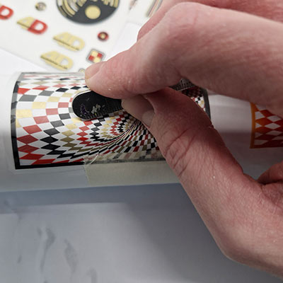 Applying a 4D dry transfer